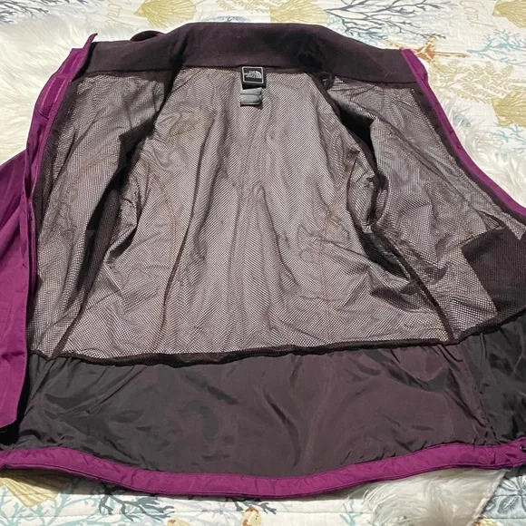 The North Face Magenta Rain Jacket - Picture 7 of 11
